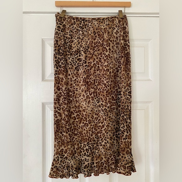 Animal Print Ruffled Midi Skirt - Picture 4 of 5